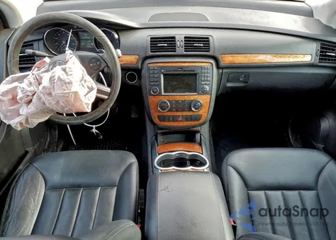 2009 Mercedes-Benz R 320 z USA, uszkodzony, nr VIN 4JGCB25E29A093131